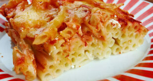 The recipe for baked pasta with tomatoes