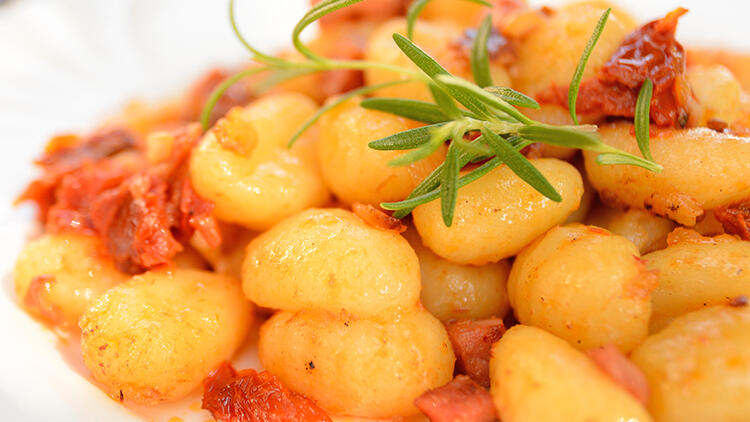 Gnocchi (Niyokki) tarifi