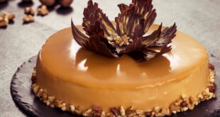 Walnut-Caramel-Mirror-Cake