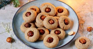 Soft-Hazelnut-Cookies-Easy-German-Christmas-Cookie-Recipe