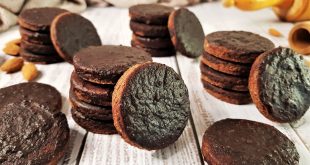 Vegan-German-Gingerbread-Cookies-Gluten-free-and-Sugar-free