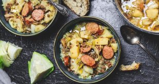German-Hunter-Cabbage-Stew-Jagerkohl