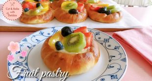 Fruit-Pastry-German-Recipe-Delicious-Dessert-for-Spring-Season-Obstplunder